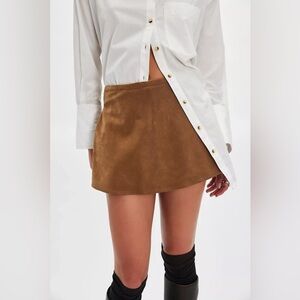 Paradise Found Suede Skort Camel